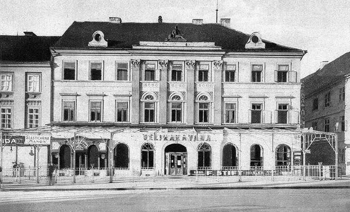 Velika kavana na južnoj strani Trga bana Jelačića